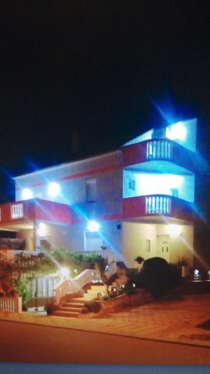 נובי ווינודולסקי Apartments Malnar מראה חיצוני תמונה